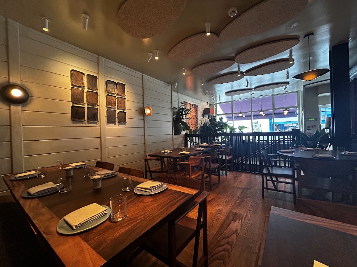 AngloThai - thai restaurant in 22-24 Seymour Pl, London