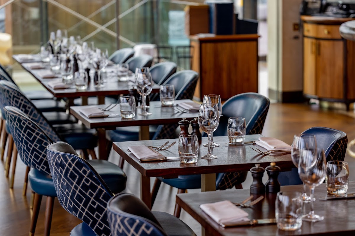 Aviary - mediterranean restaurant in Royal London House, 22-25 Finsbury Square, London