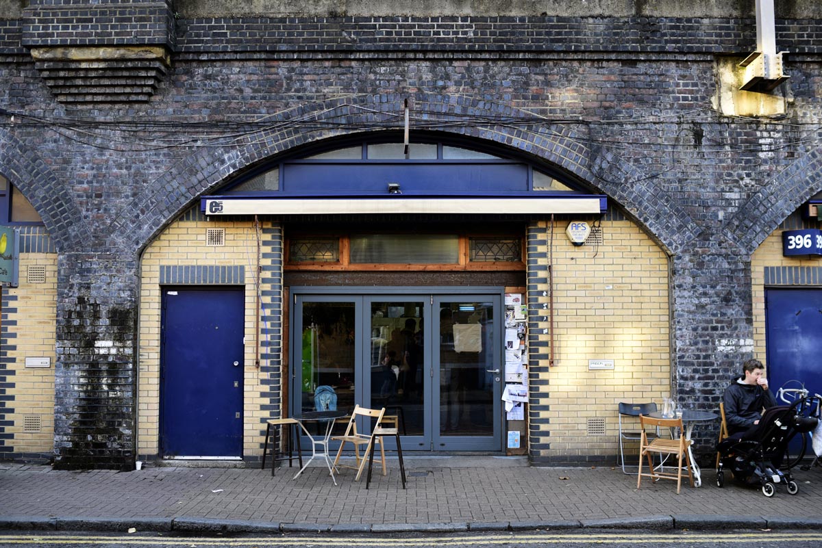 E5 Bakehouse - bakery restaurant in 396 Mentmore Terrace, London