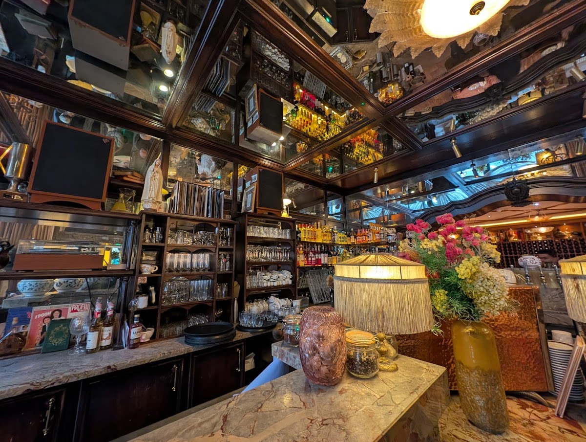 Gloria - italian restaurant in 54-56 Great Eastern St, London