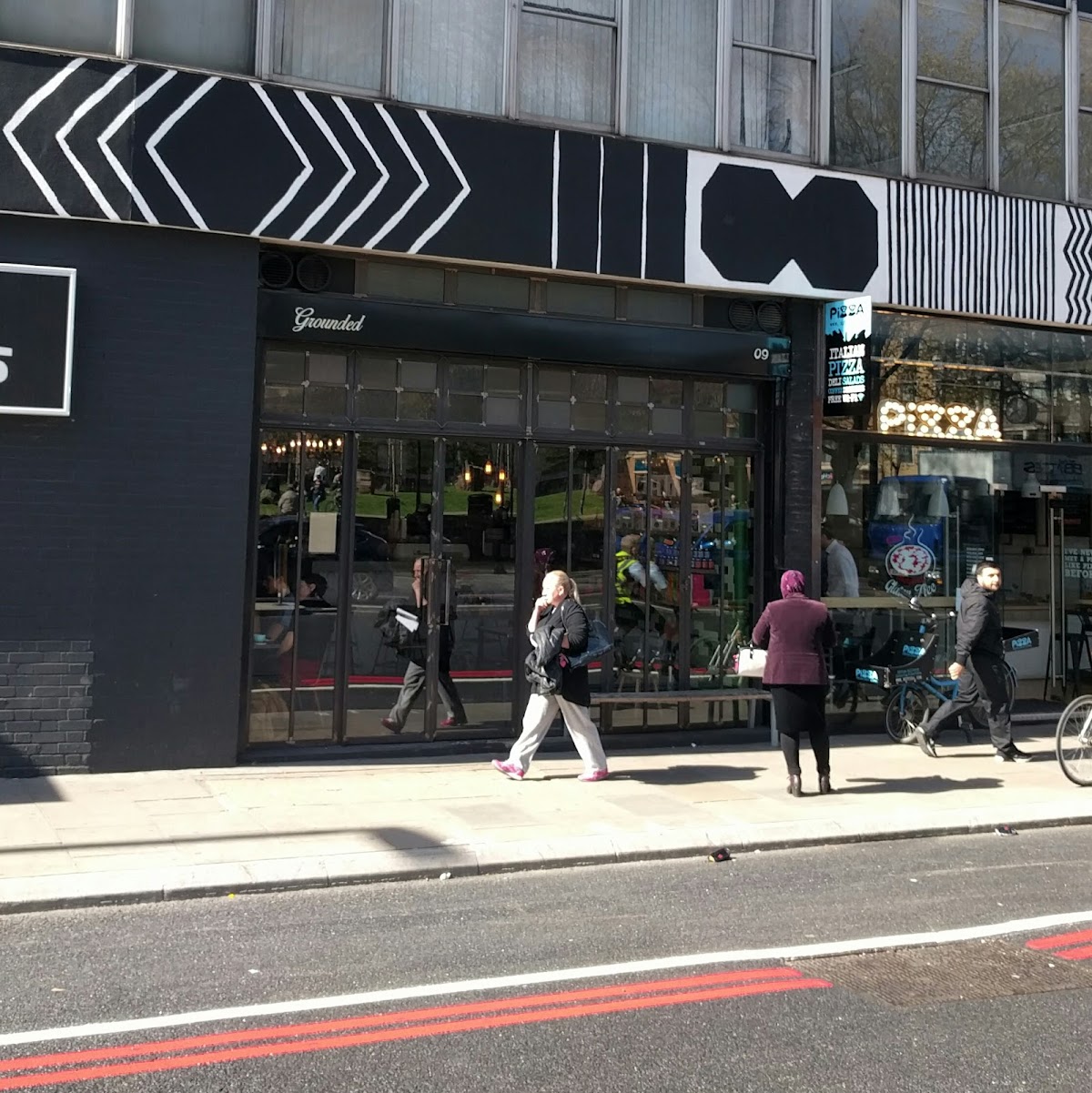 Grounded London - british