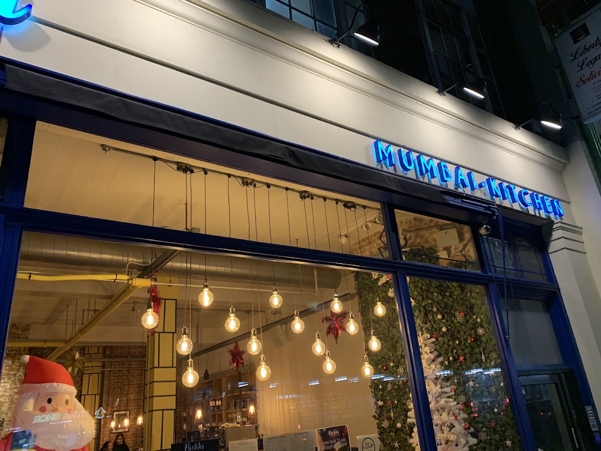 Hichki Indian Restaurant - indian restaurant in Tower Hamlets