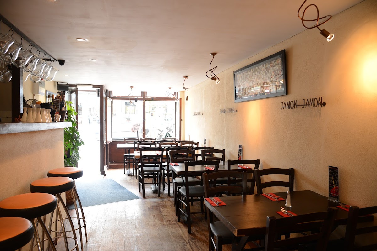 Jamon Jamon - spanish restaurant in 38 Parkway, London