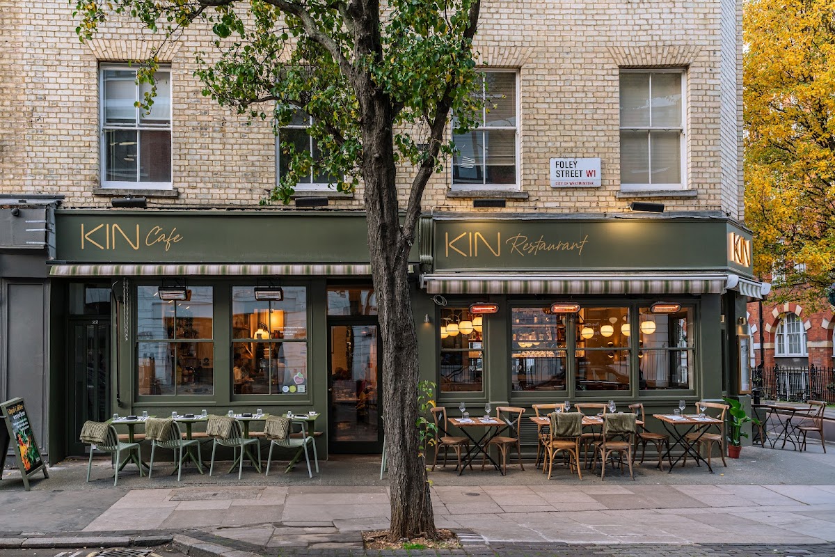 KIN Cafe & Restaurant