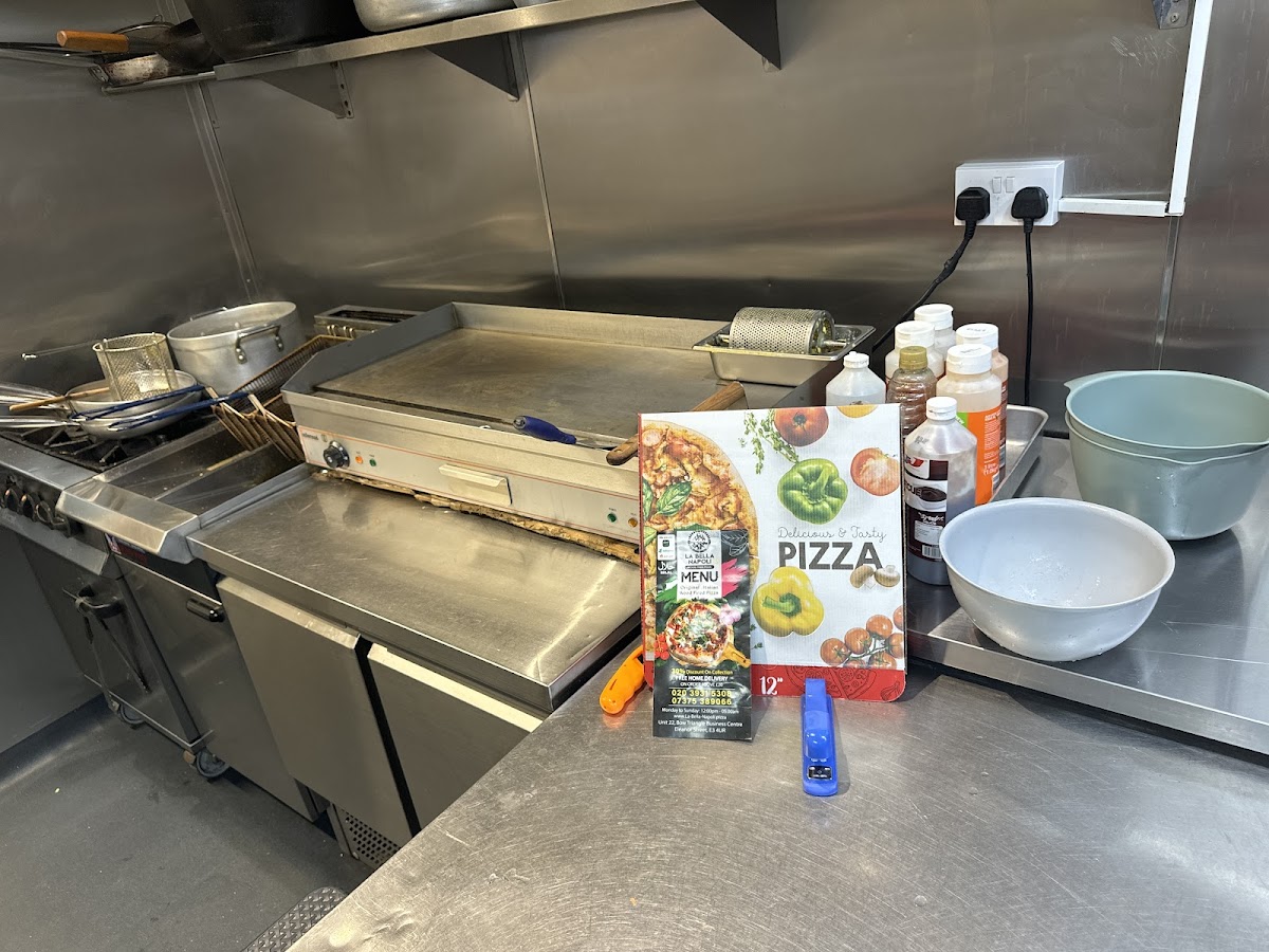 La Bella napoli - italian restaurant in Tower Hamlets