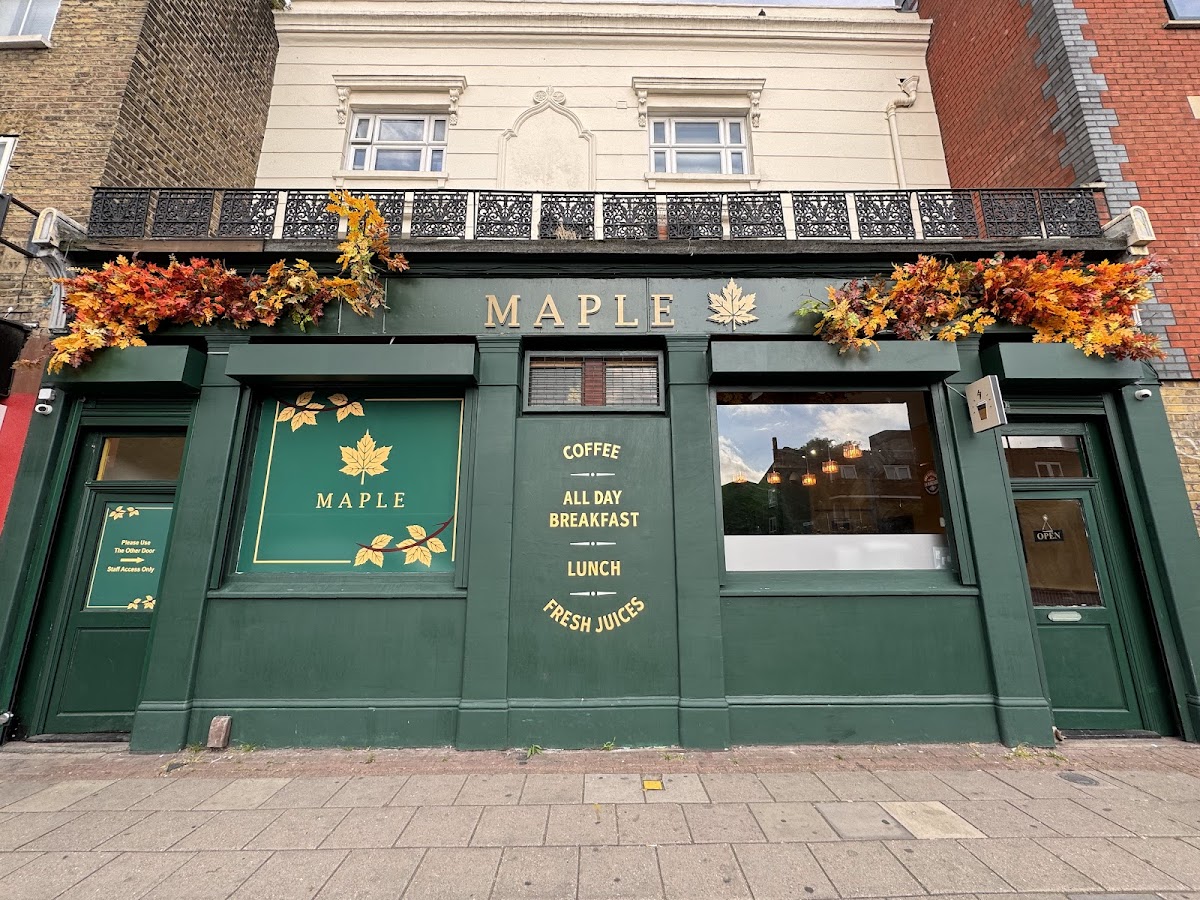 Maple Brunch Cafe - british