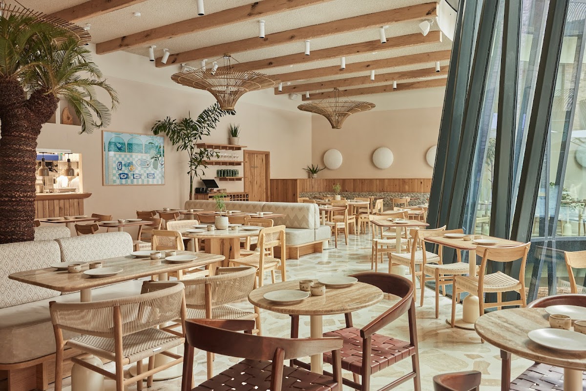 Milk Beach Soho - mediterranean restaurant in 14 Greek St, James Court, London