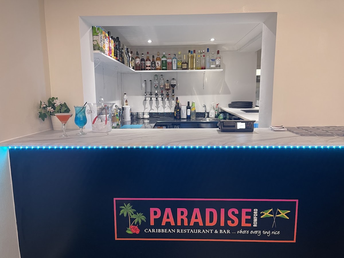 Paradise Romford - british restaurant in Havering