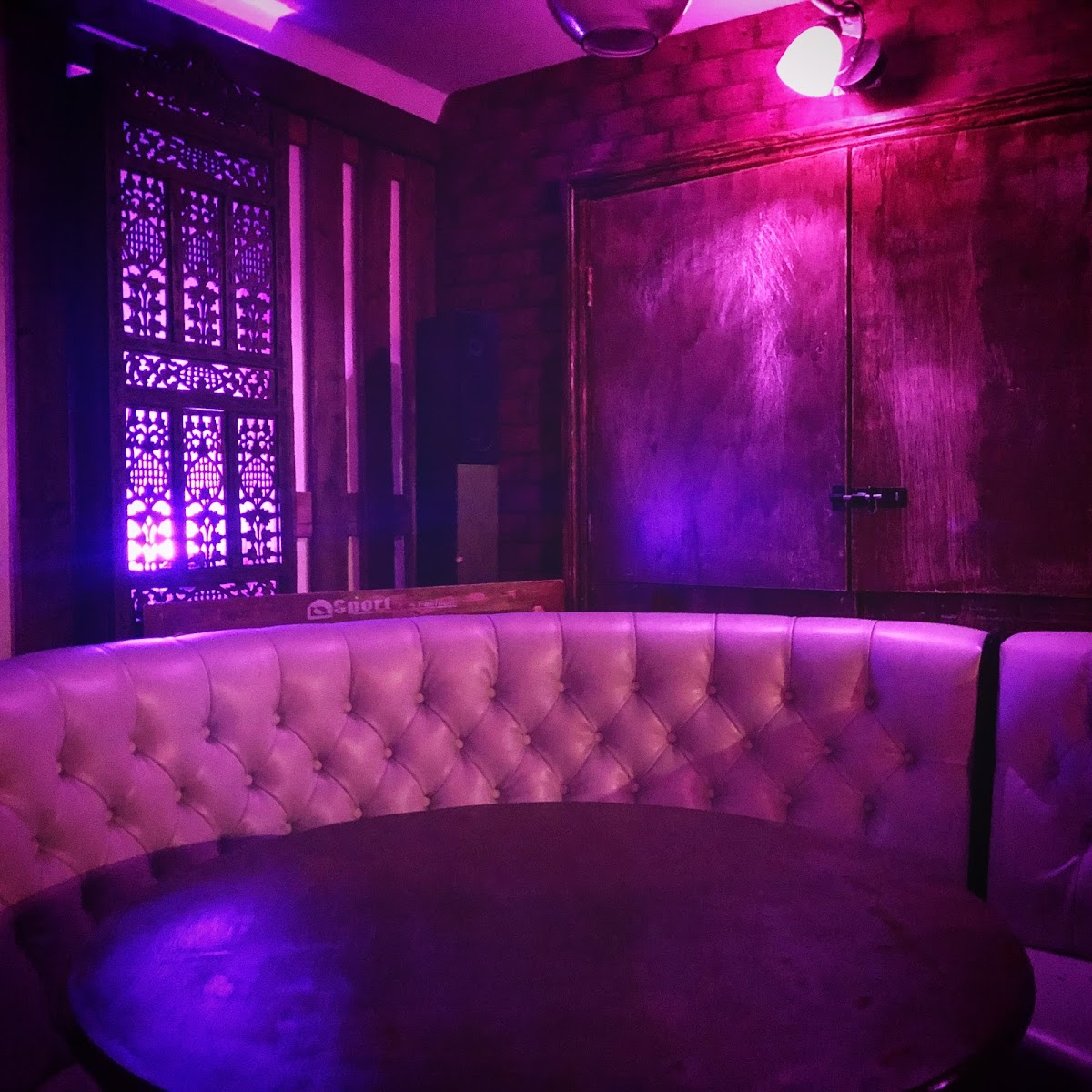 Purpleish - modern-european restaurant in Tower Hamlets