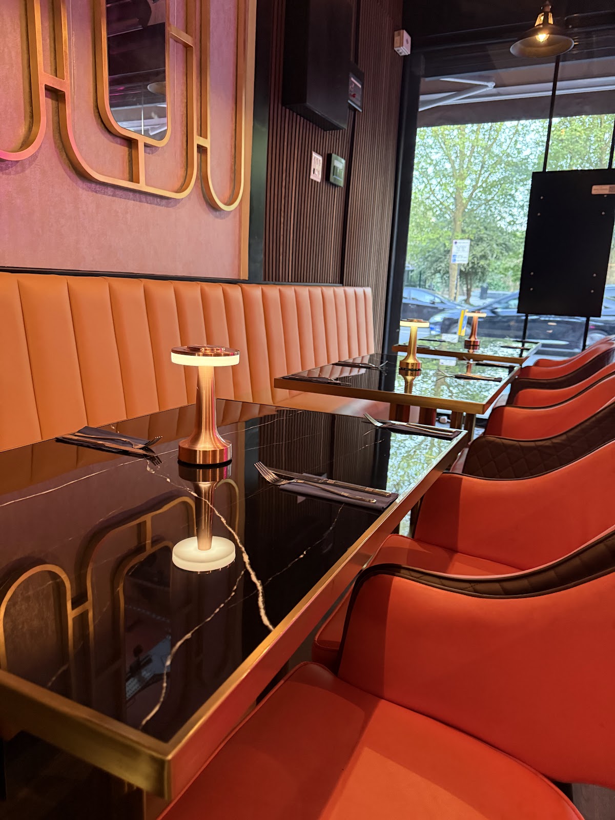 Smoke End Steakhouse - american restaurant in Tower Hamlets