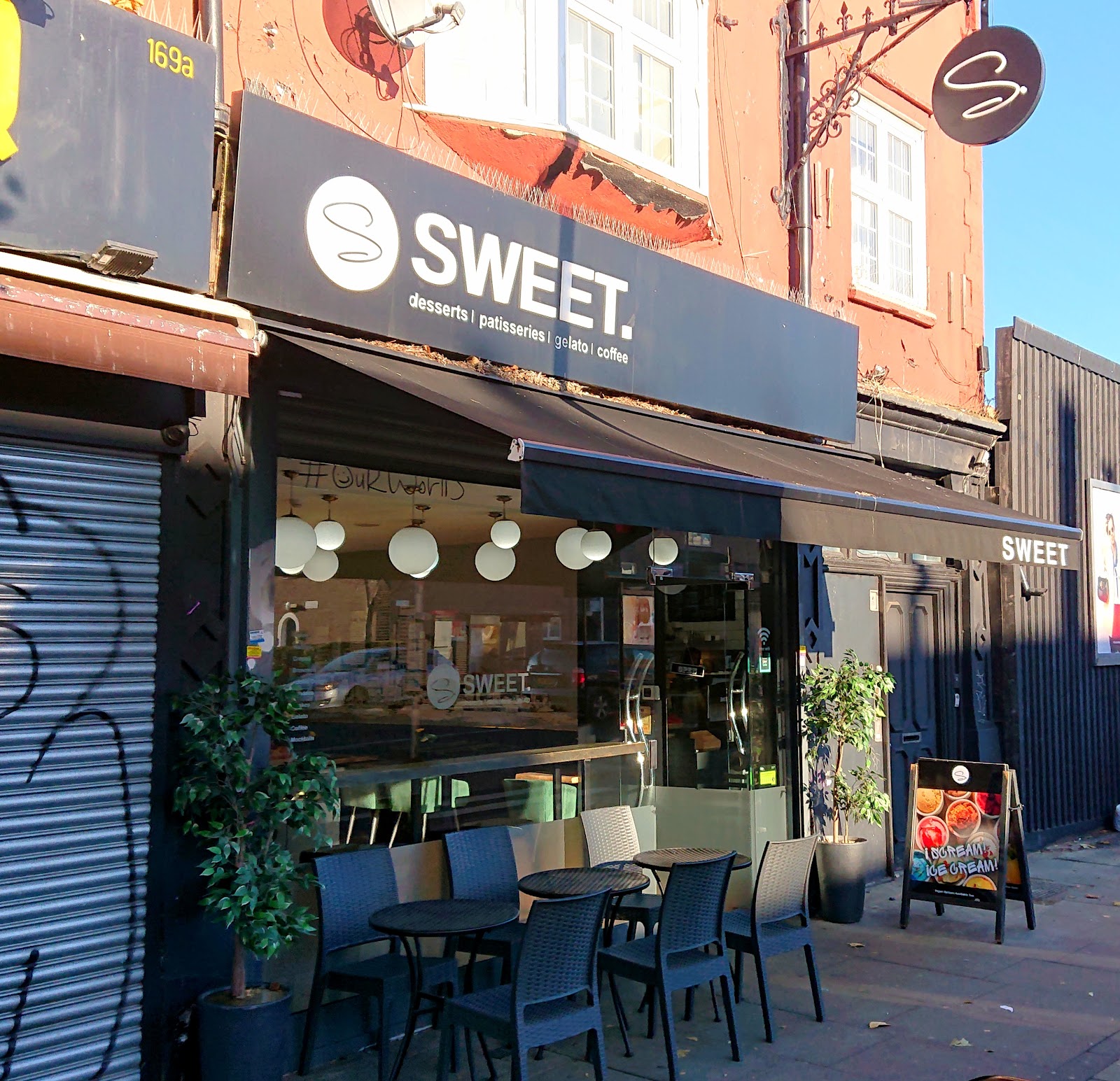 Sweet Café - Stepney - british