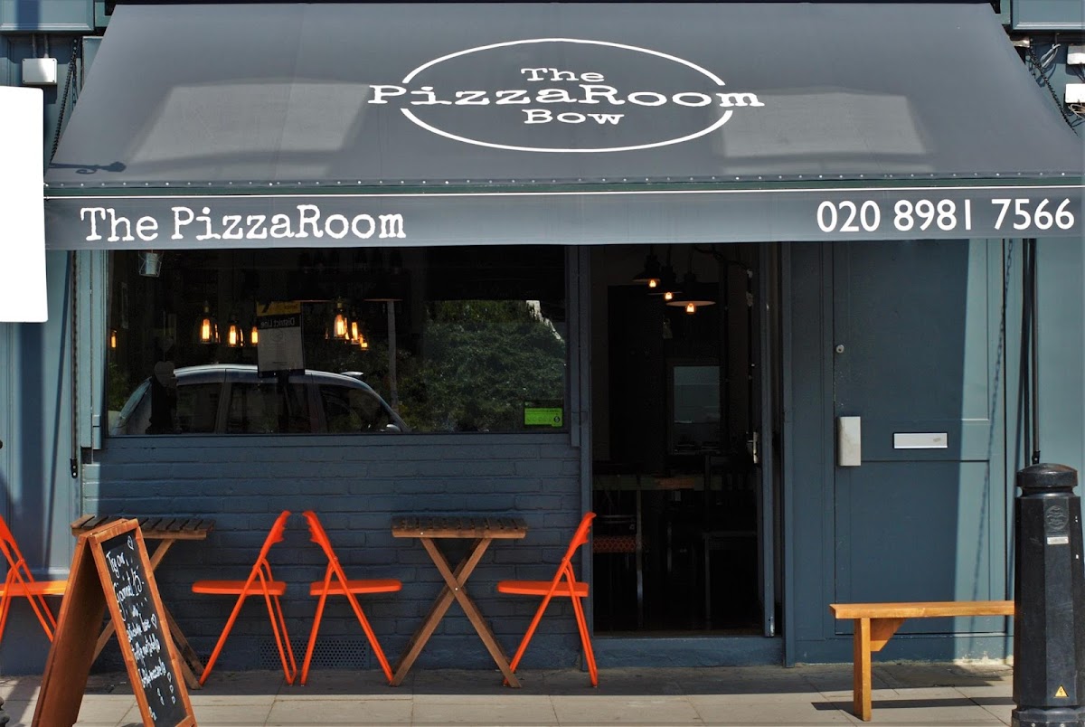 The Pizza Room - Mile End - italian restaurant in Tower Hamlets